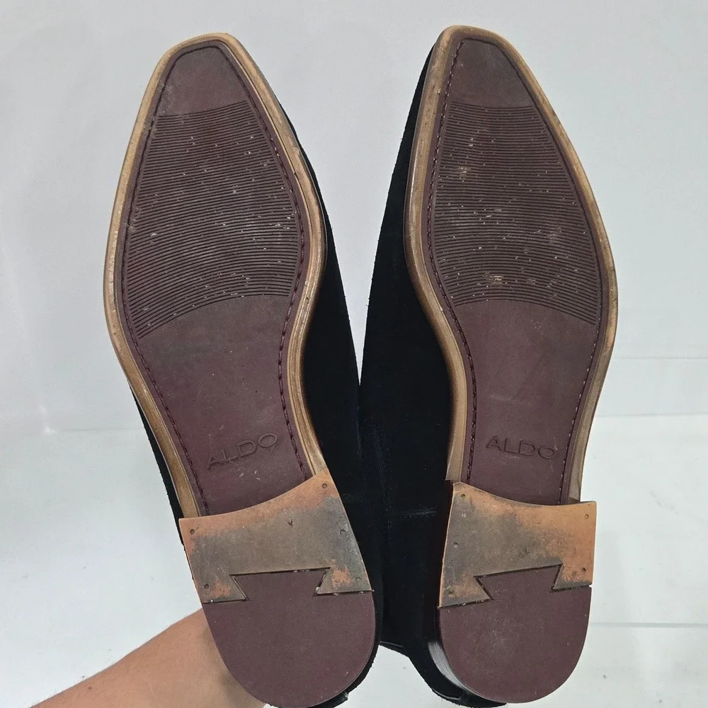 ALDO Mens Black Suede Chelsea Boots Size 10 Pointed Toe Ankle Boot AC439